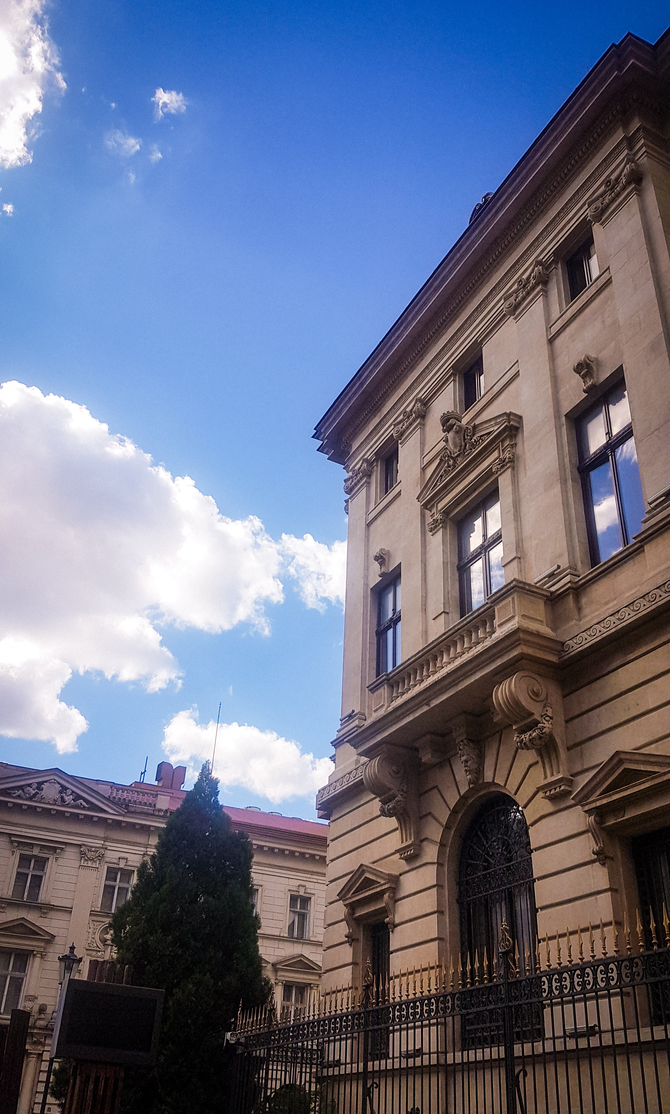 LRM_EXPORT_91324708495791_20180926_171716780