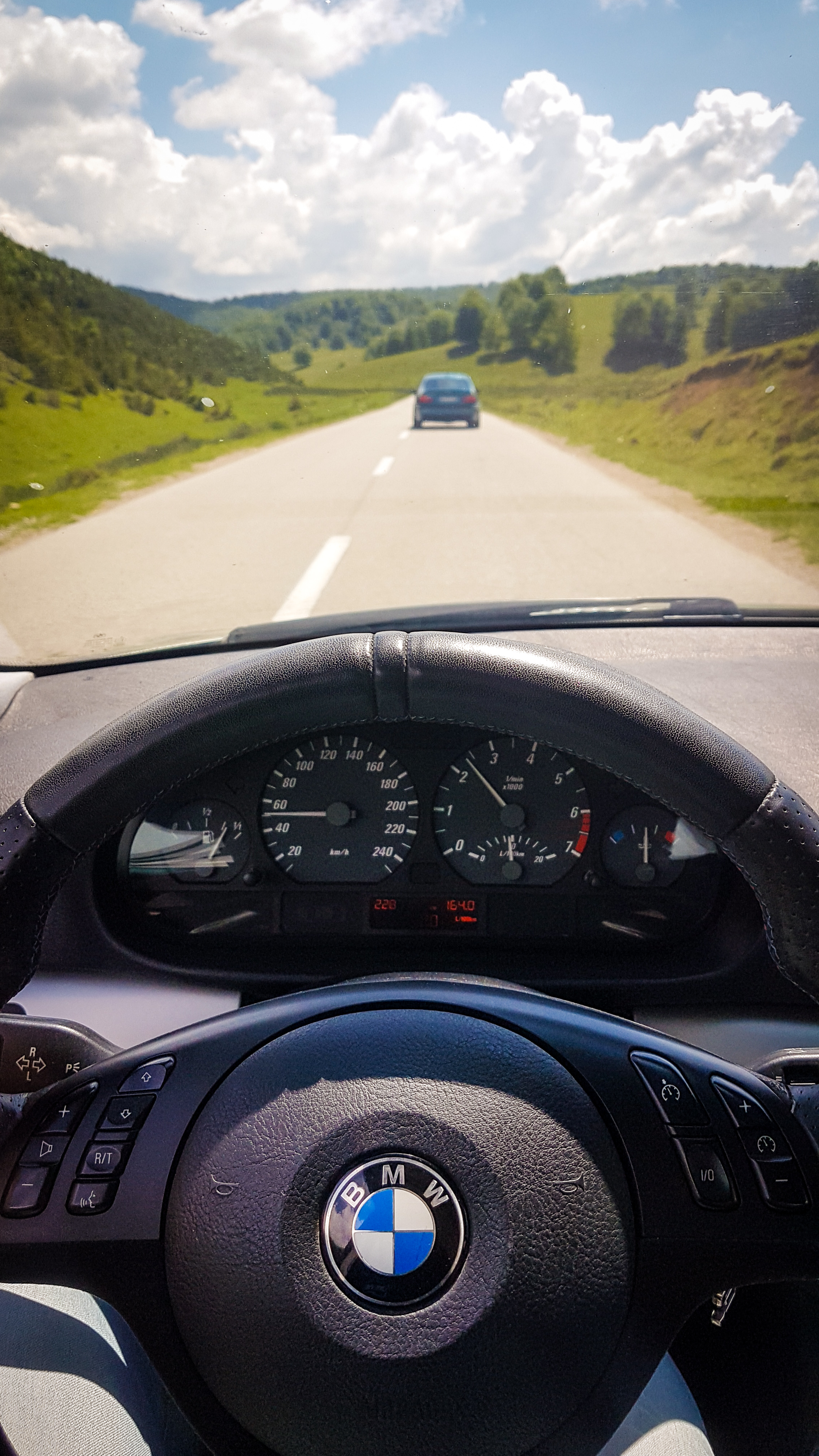 LRM_EXPORT_541349704687052_20190528_233840739