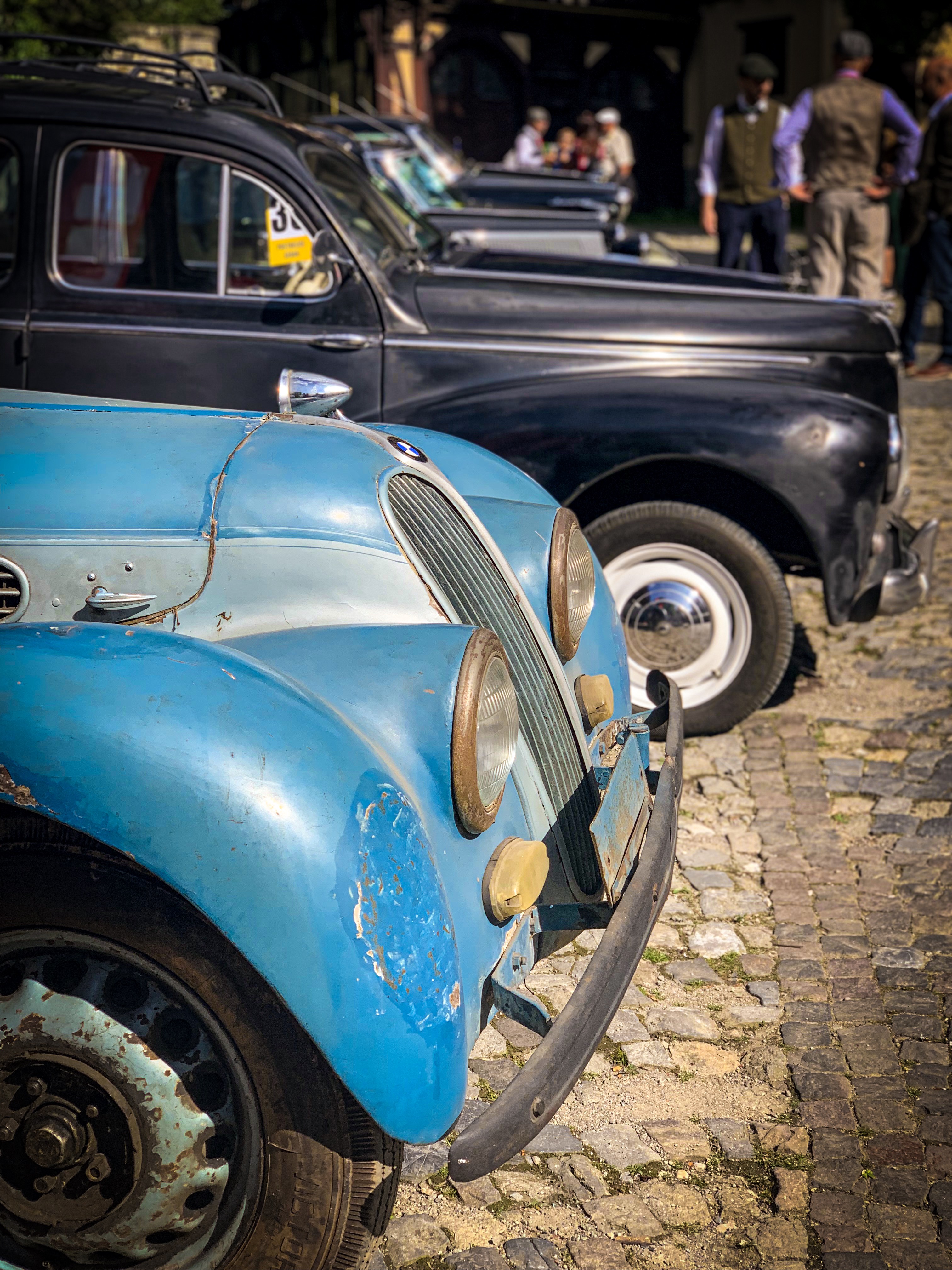 9C90E7B5-CCF7-47C8-BBC1-F0A17A13A02F